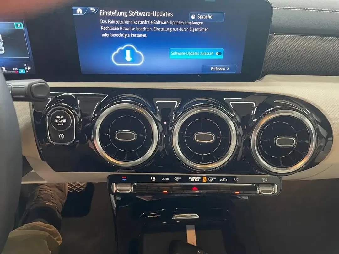 Mercedes-Benz CLA 180 Progressive - Thumbnail 11
