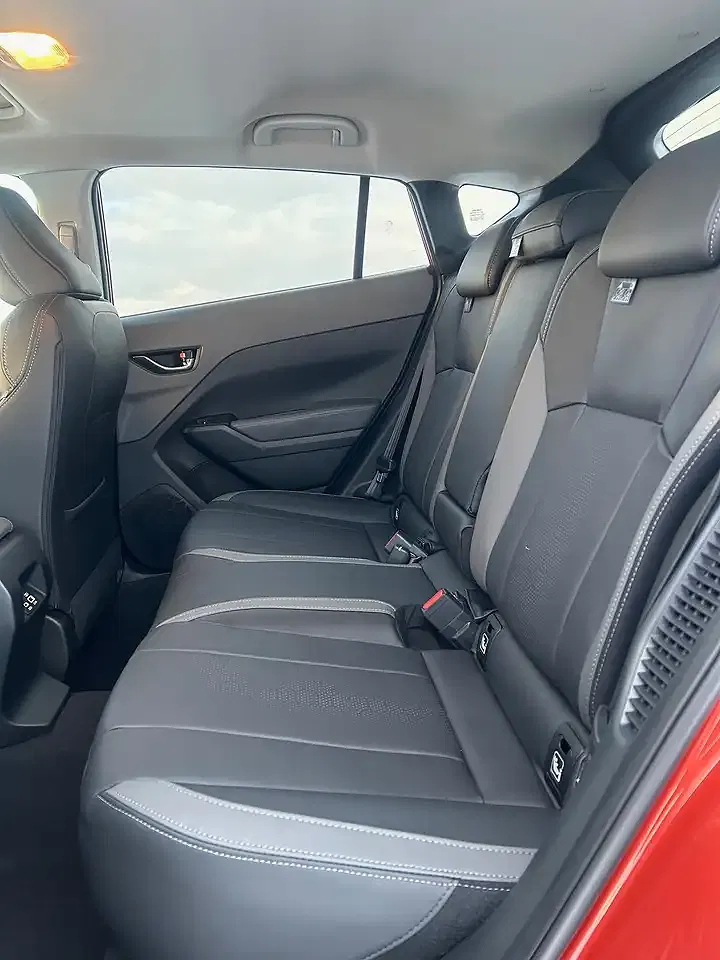 Subaru Crosstrek 2.0 e-Boxer Hybrid Lineartronic AUT AWD Premium - Thumbnail 5