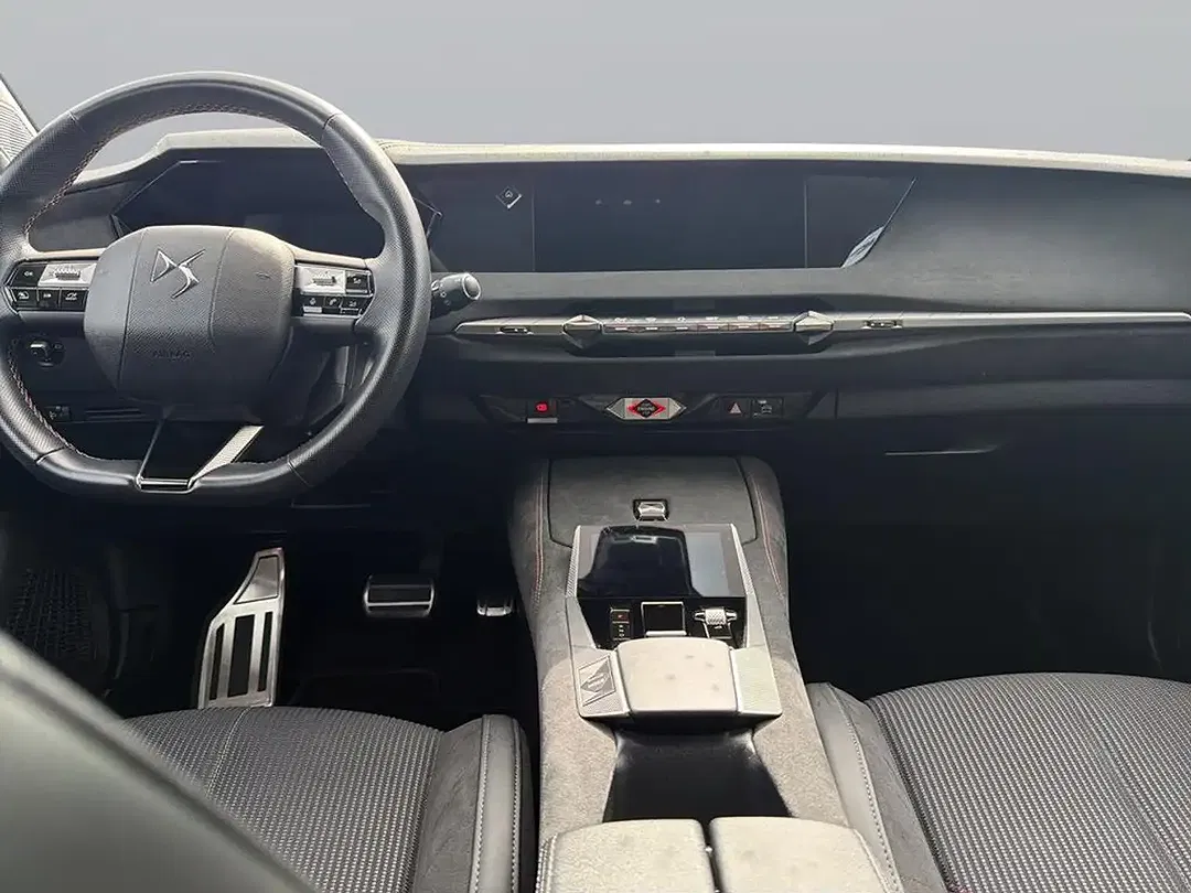 DS Automobiles DS 4 - Thumbnail 8