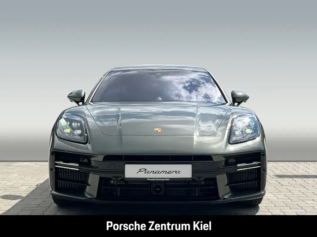 Porsche Panamera E-Hybrid 4 - Thumbnail 4