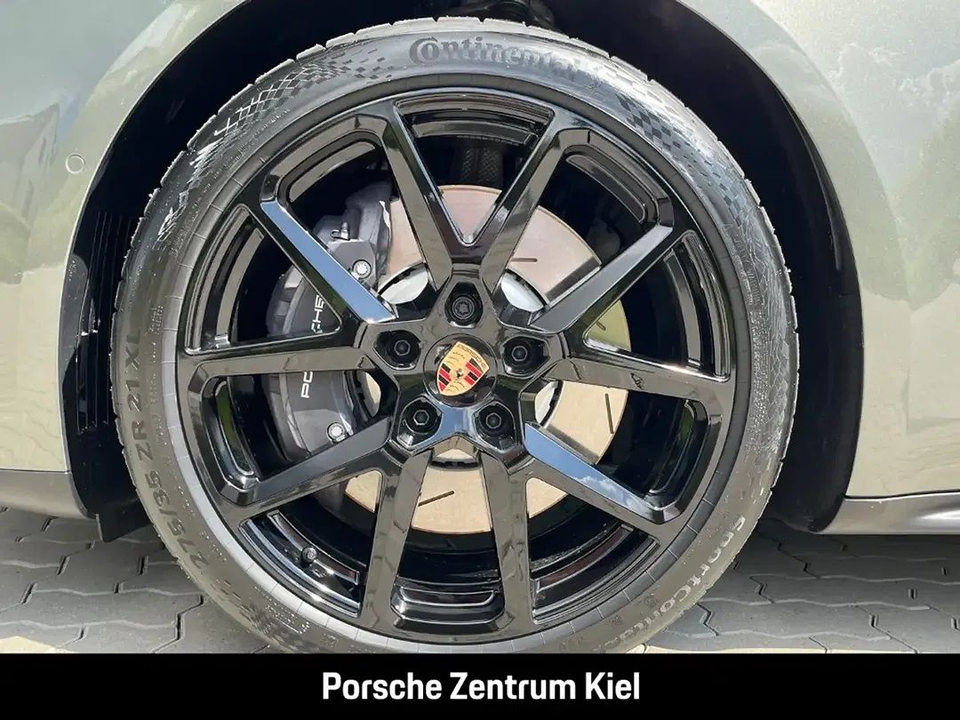 Porsche Panamera E-Hybrid 4 - Thumbnail 6