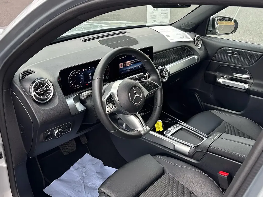 Mercedes-Benz GLB 200 Progressive - Thumbnail 12