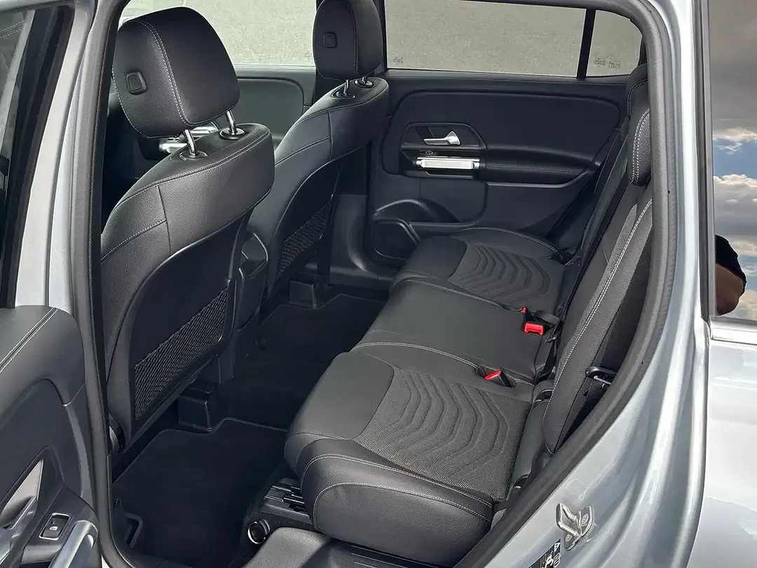 Mercedes-Benz GLB 200 Progressive - Thumbnail 14