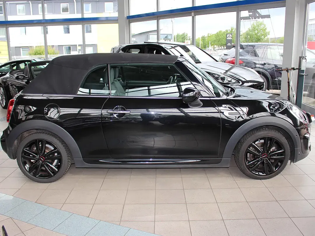 MINI Cooper AUT John Cooper Works - Thumbnail 5