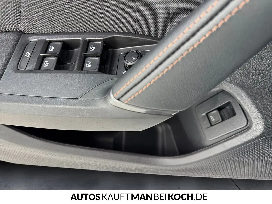 CUPRA Leon 2.0 TSI DSG 4Drive Sportstourer - Thumbnail 12