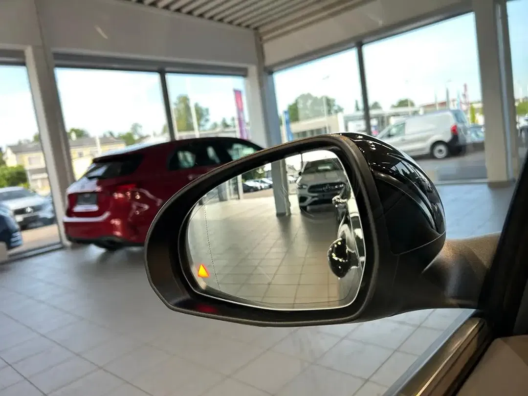 Mercedes-Benz C 300 AUT AMG MBUX - Thumbnail 19