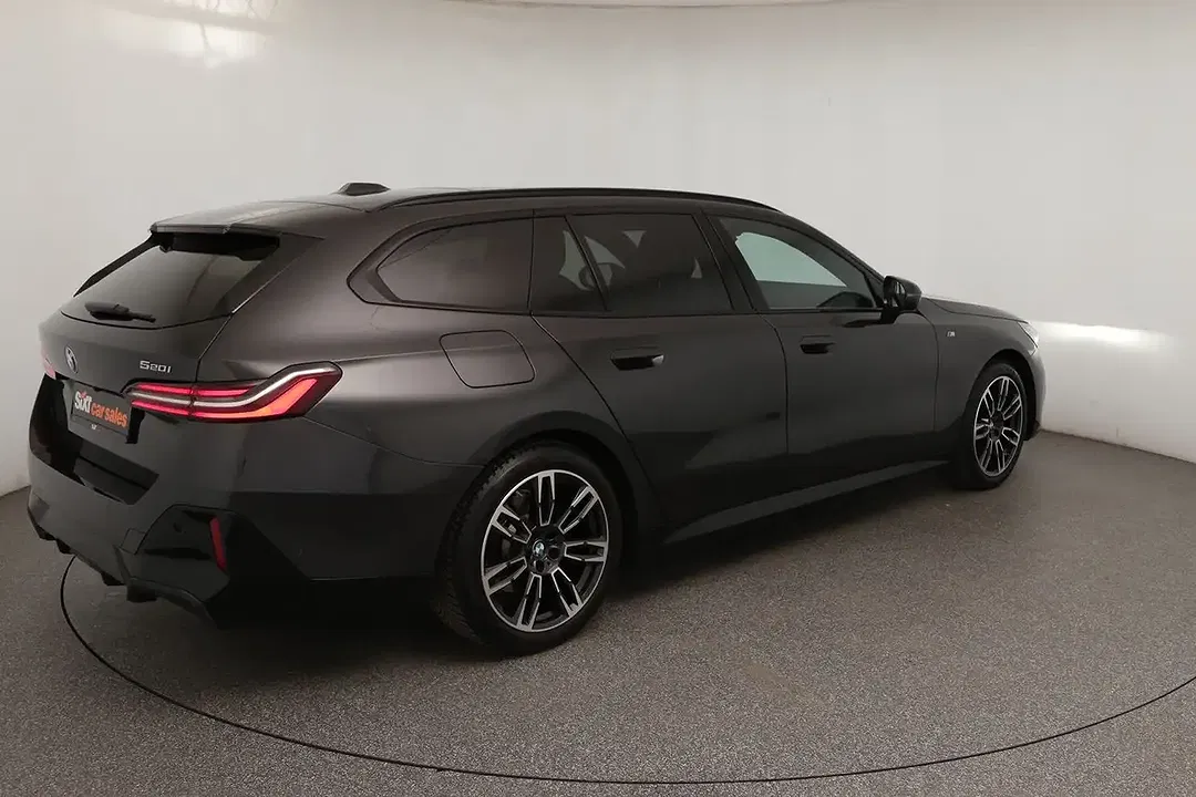 BMW 520 M Sport - Thumbnail 5
