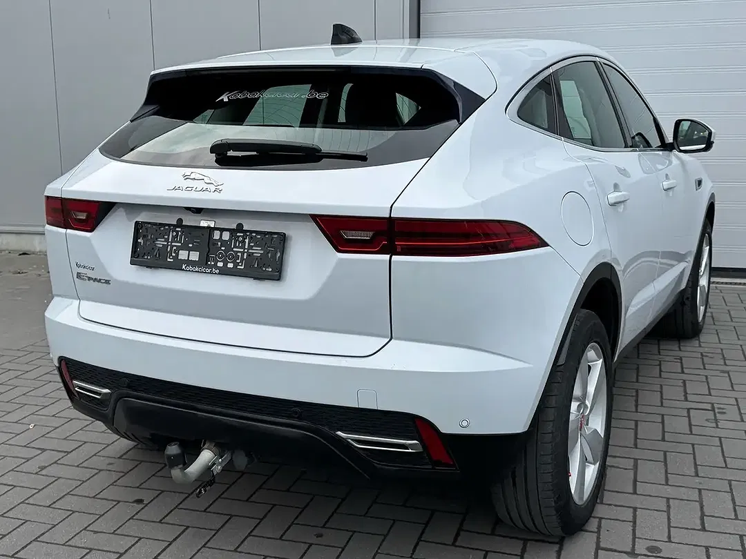 Jaguar E-Pace MHEV - Thumbnail 6