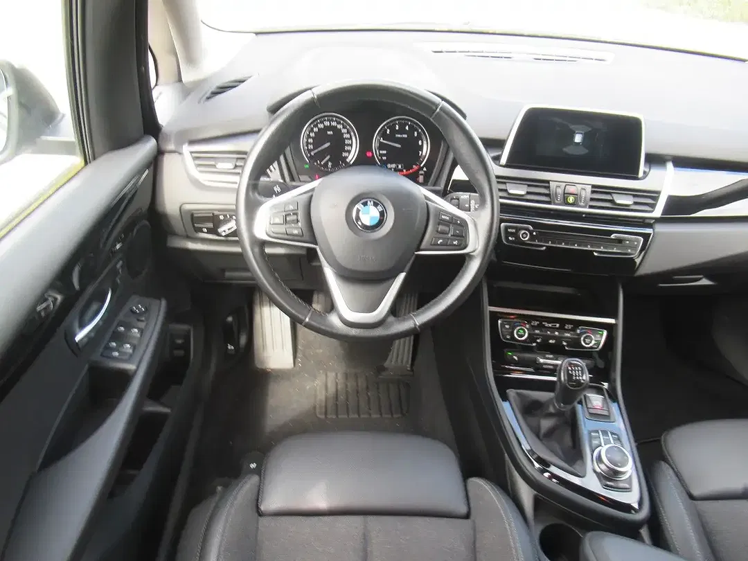 BMW 218 Active Tourer Advantage - Thumbnail 4
