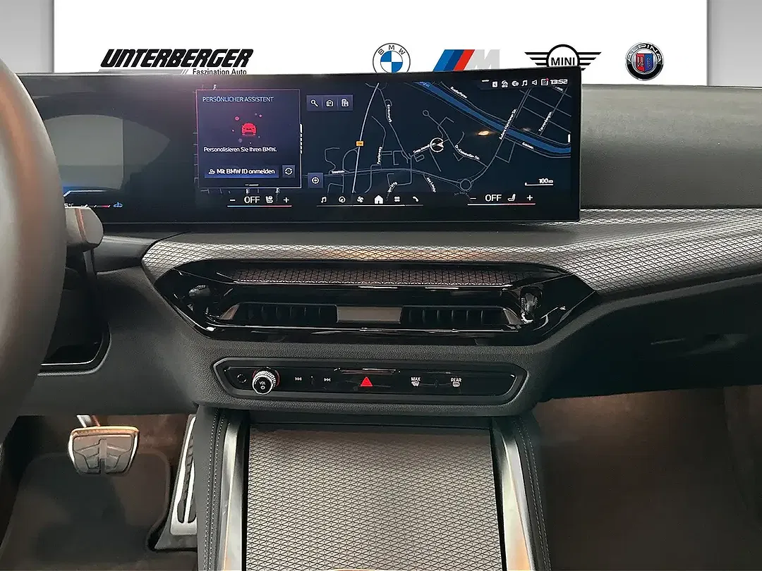 BMW 240 xDrive Coupe M Sport Pro - Thumbnail 8