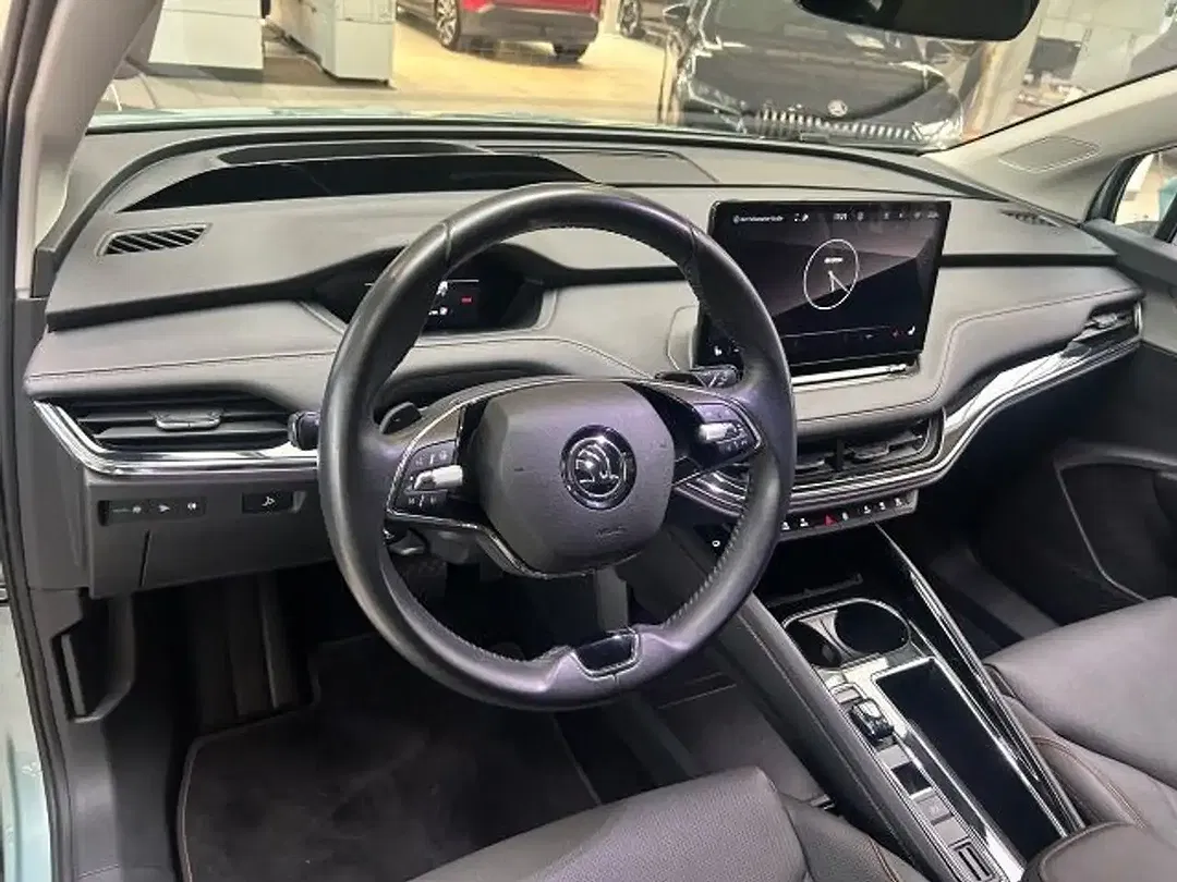 Skoda Enyaq 80 iV Suite - Thumbnail 13