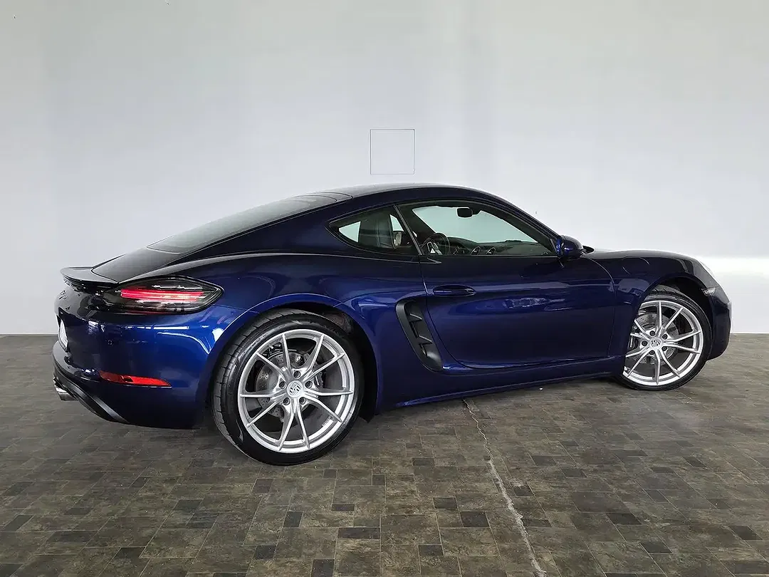 Porsche Cayman 2.0 - Thumbnail 9