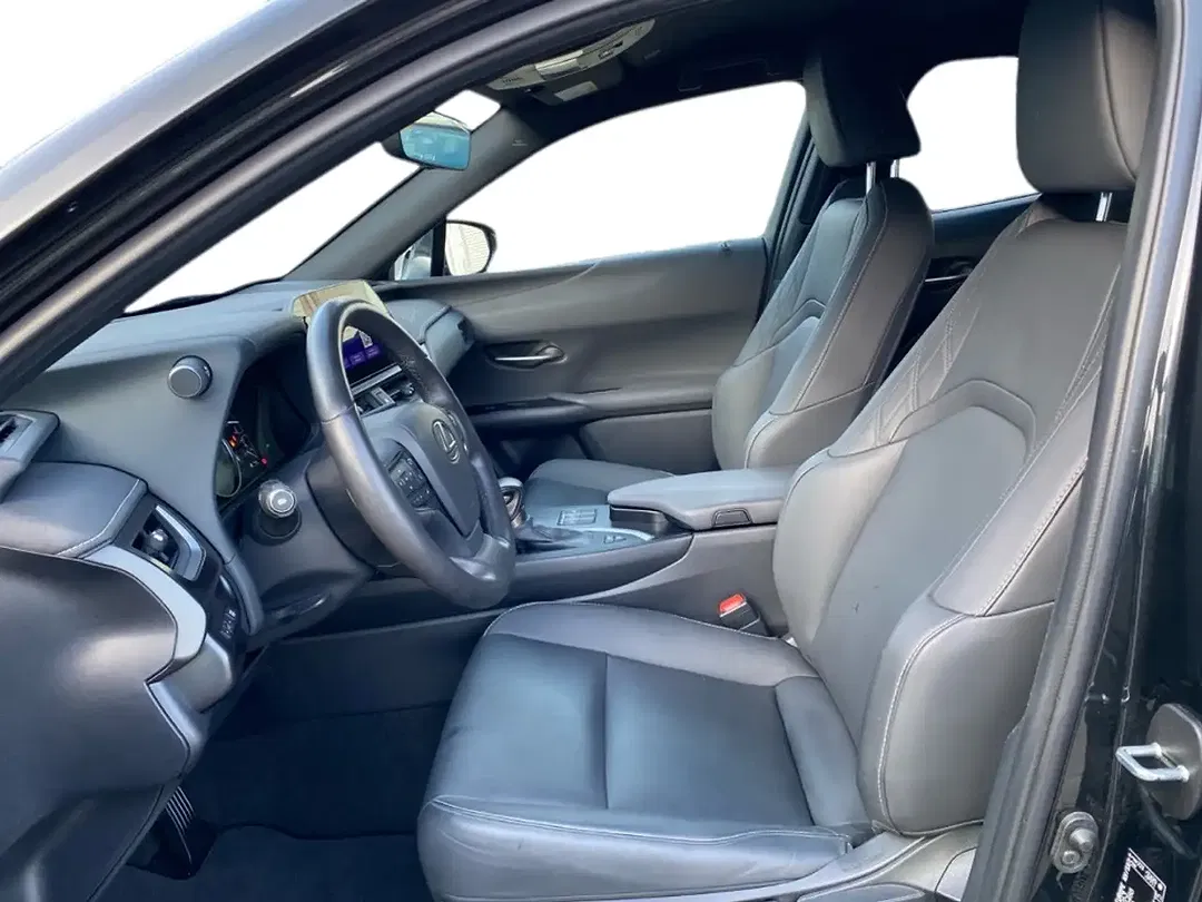 Lexus UX 250h F SPORT Design - Thumbnail 7
