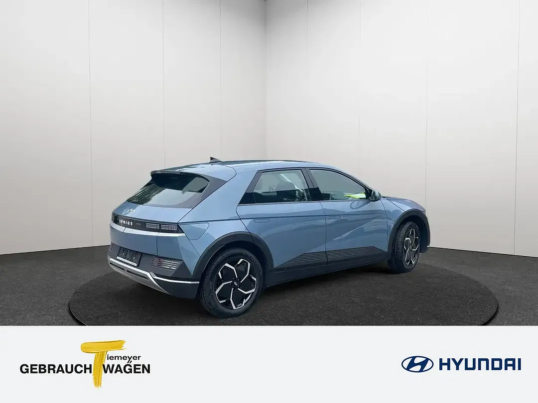 Hyundai IONIQ 5 - Thumbnail 5