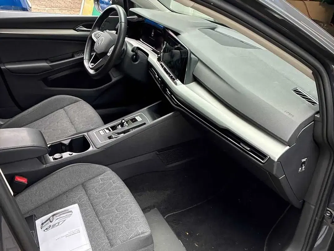 Volkswagen Golf eTSI Move - Thumbnail 10