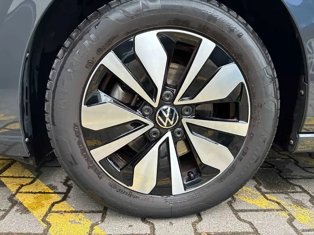 Volkswagen Golf eTSI Move - Thumbnail 8
