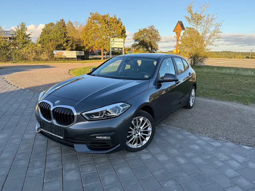 BMW 118 - foto 1
