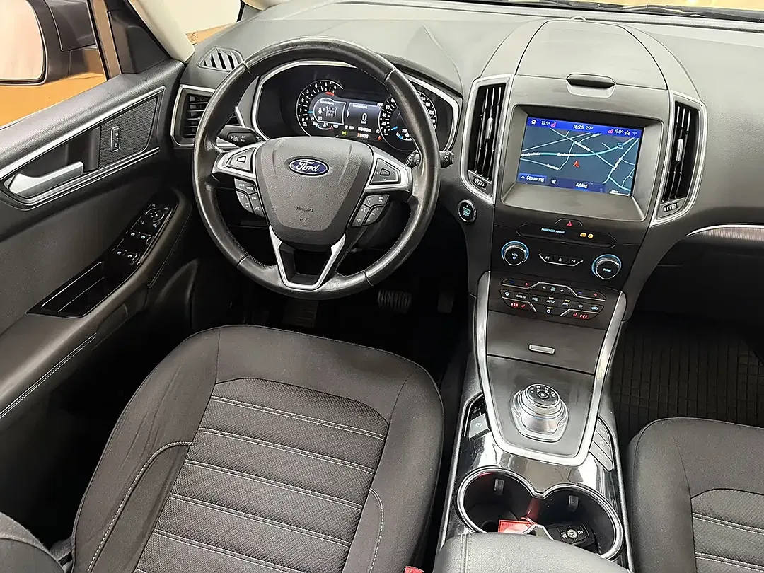 Ford Galaxy 2.0 EcoBlue AUT Titanium - foto 2