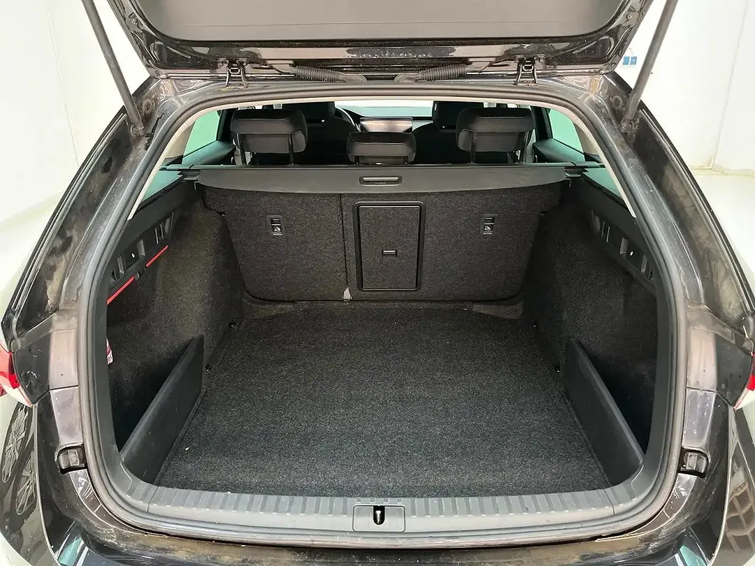 Skoda Octavia 2.0 TDI Combi Style - Thumbnail 10