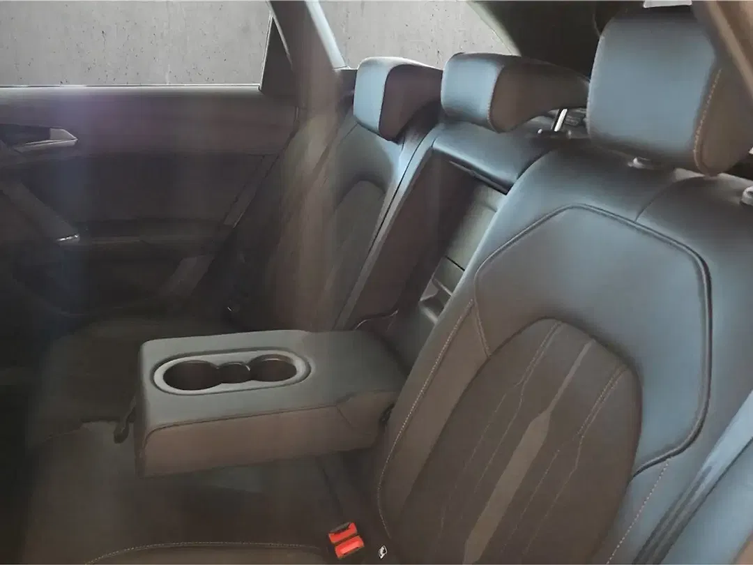 CUPRA Leon Sportstourer - Thumbnail 9