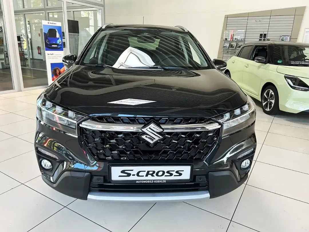 Suzuki SX4 S-Cross Hybrid 1.4 AllGrip Comfort+ - Thumbnail 2
