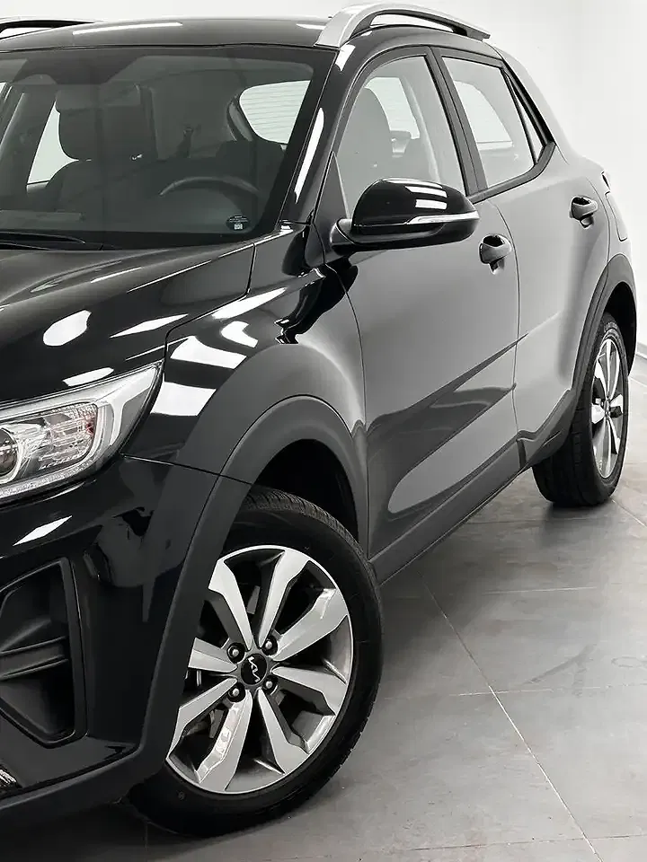 Kia Stonic Vision - Thumbnail 4