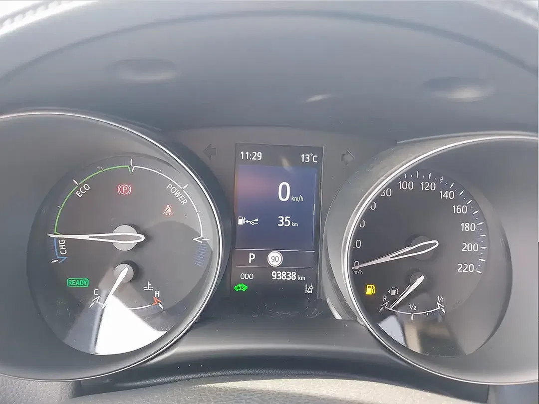 Toyota C-HR Hybrid - Thumbnail 14