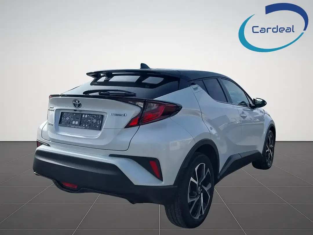 Toyota C-HR Hybrid - Thumbnail 7