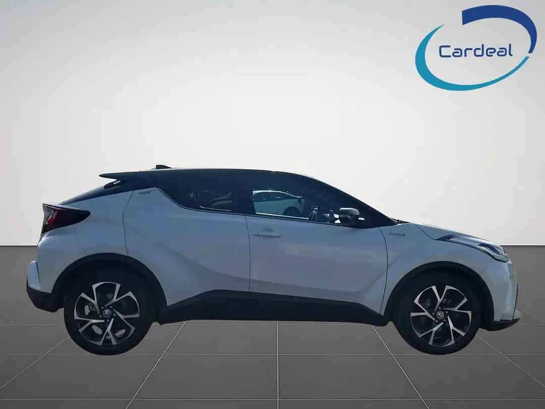Toyota C-HR Hybrid - Thumbnail 8