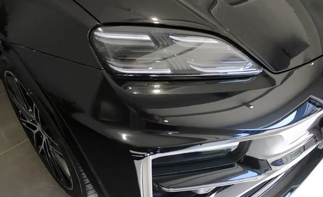 Porsche Macan EV Design - Thumbnail 6