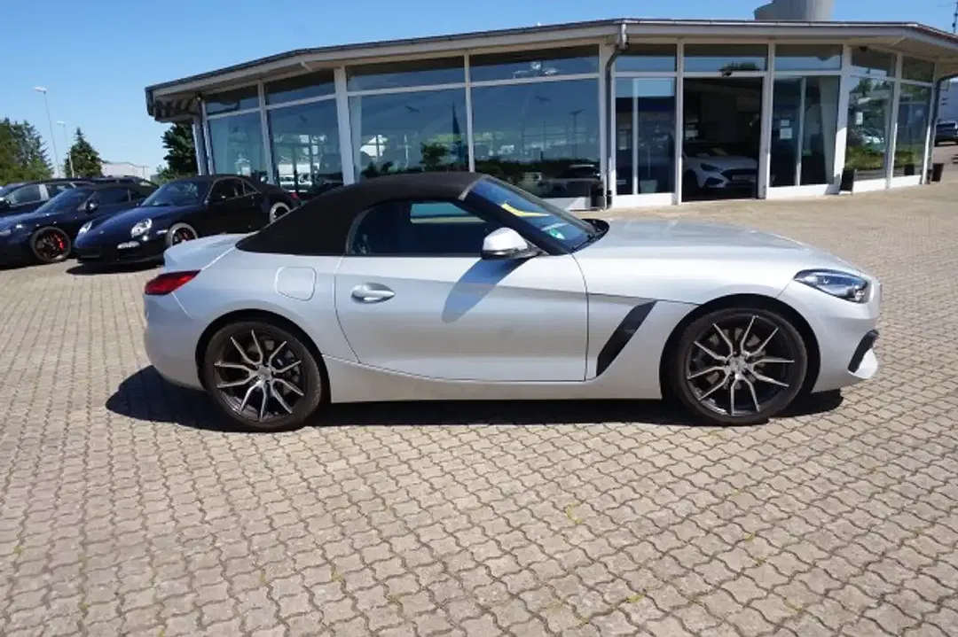 BMW Z4 sDrive - Thumbnail 4