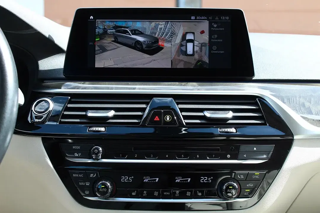 BMW 530 xDrive - Thumbnail 10