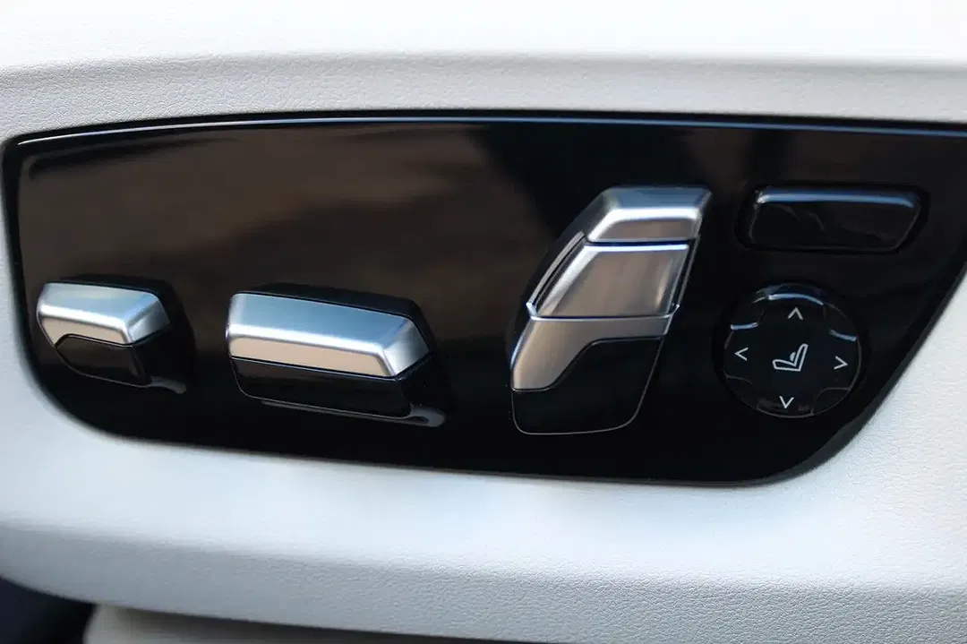 BMW 530 xDrive - Thumbnail 30