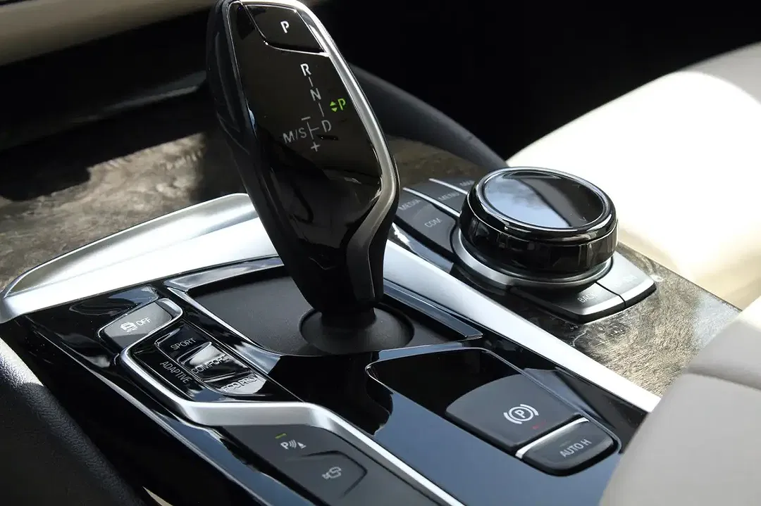 BMW 530 xDrive - Thumbnail 31