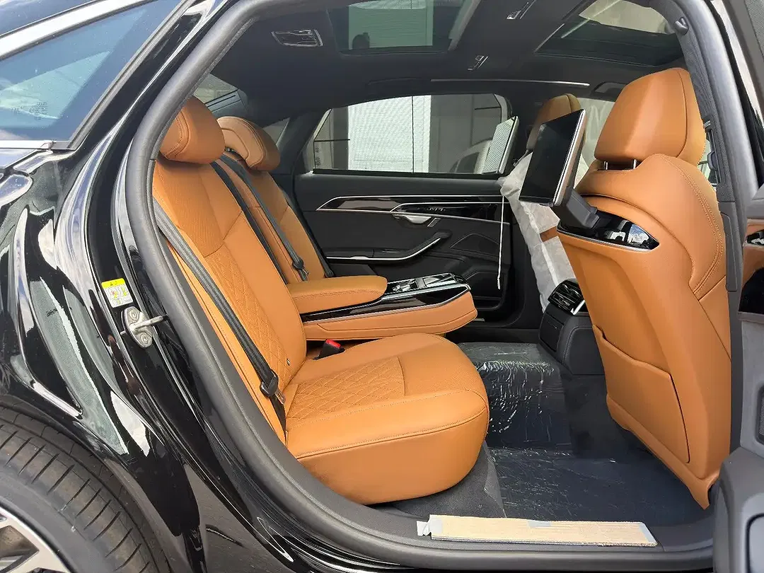 Audi A8 60 TFSI e quattro - Thumbnail 12