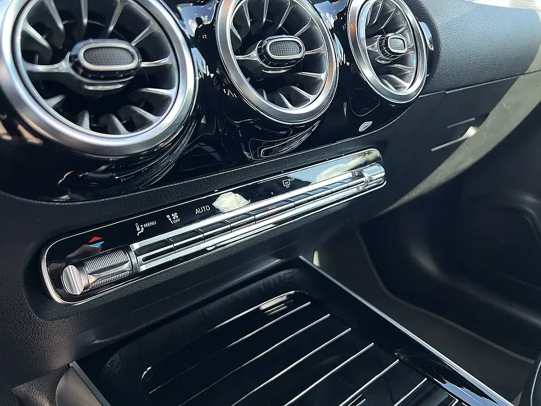 Mercedes-Benz EQA 250 AUT - Thumbnail 13