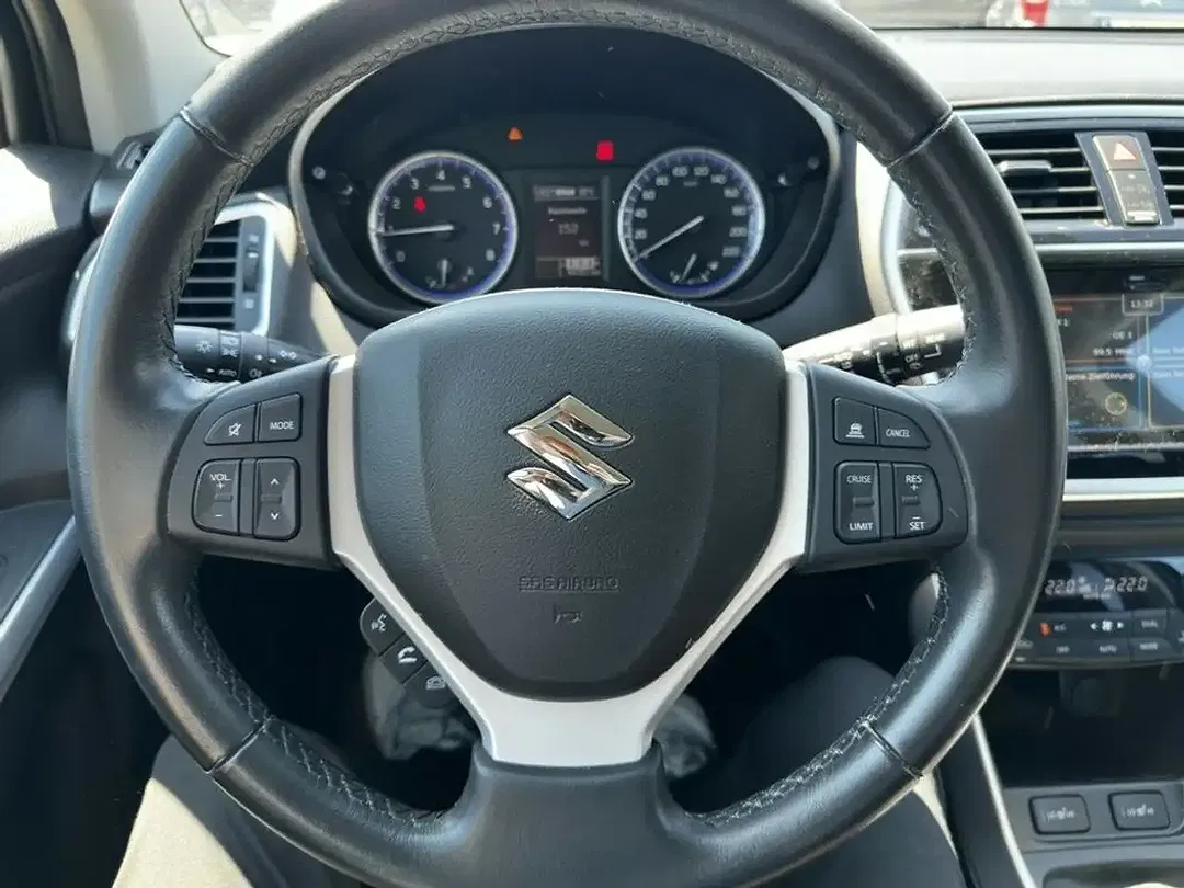 Suzuki S-Cross Hybrid 1.4 AllGrip GL+ - Thumbnail 11