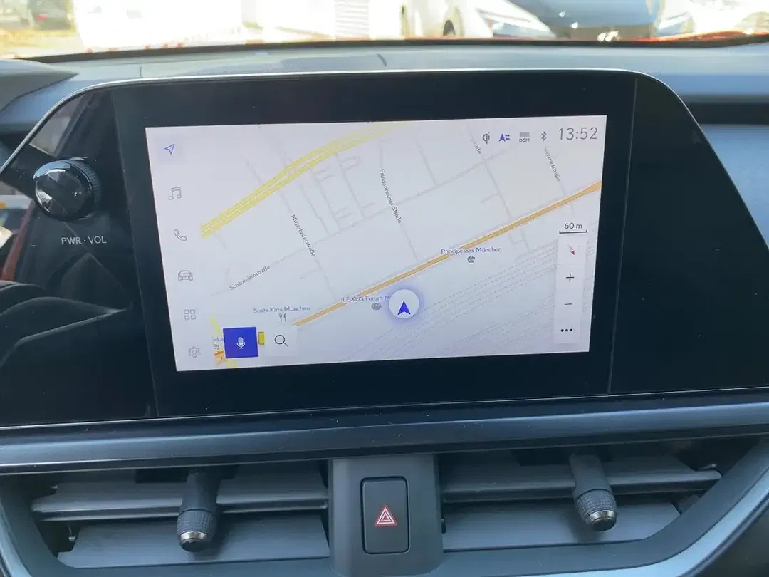 Lexus UX 250h Style Edition - Thumbnail 12