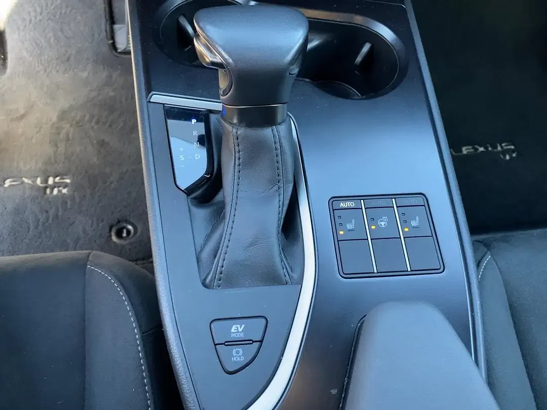 Lexus UX 250h Style Edition - Thumbnail 15