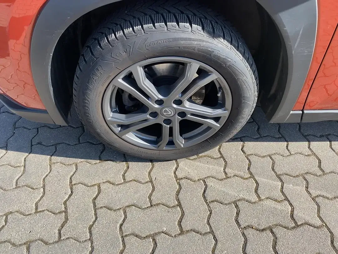 Lexus UX 250h Style Edition - Thumbnail 6