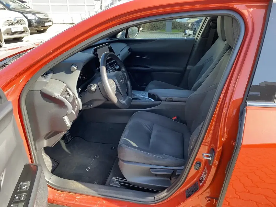 Lexus UX 250h Style Edition - Thumbnail 8