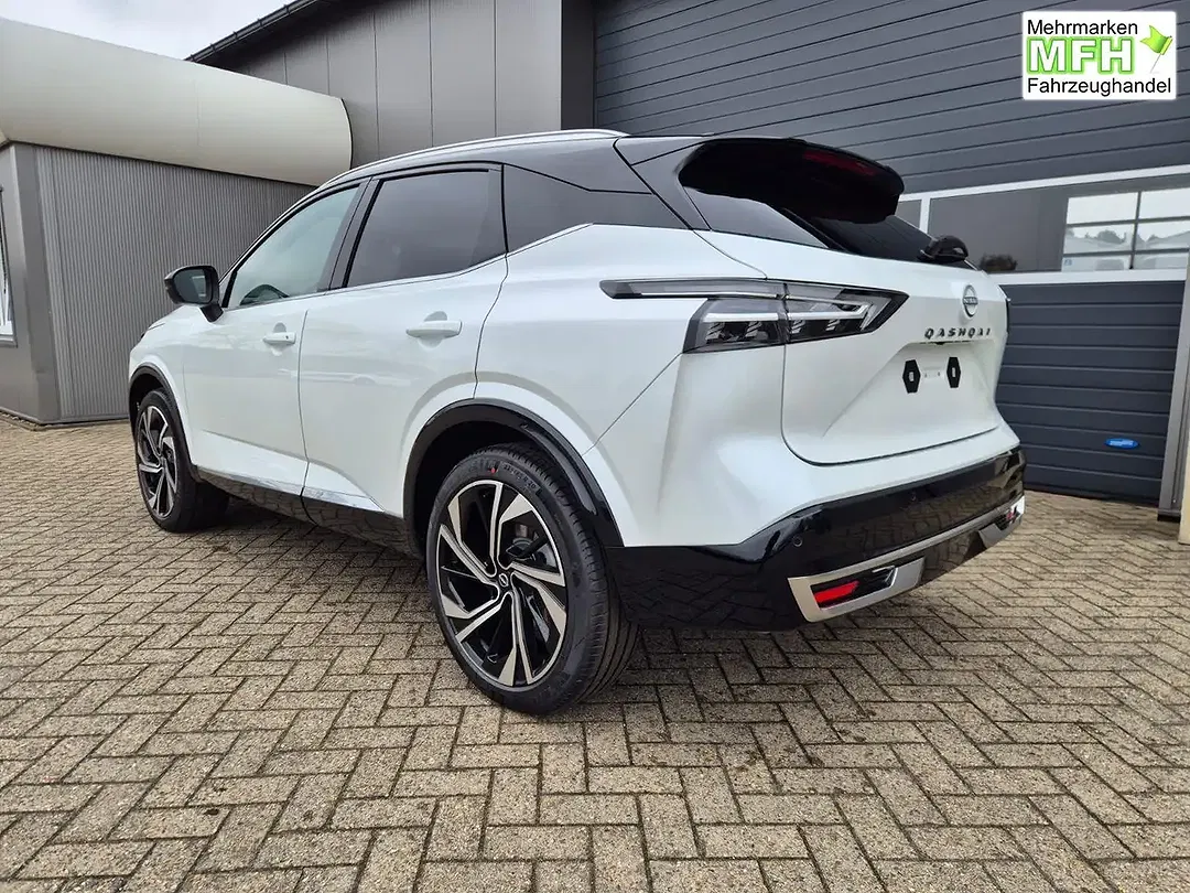Nissan Qashqai 1.3 DIG-T MHEV Xtronic Tekna Premium - Thumbnail 3