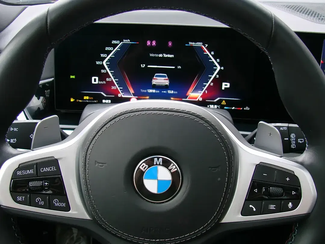 BMW X5 M V8 xDrive M Sport Pro - Thumbnail 10