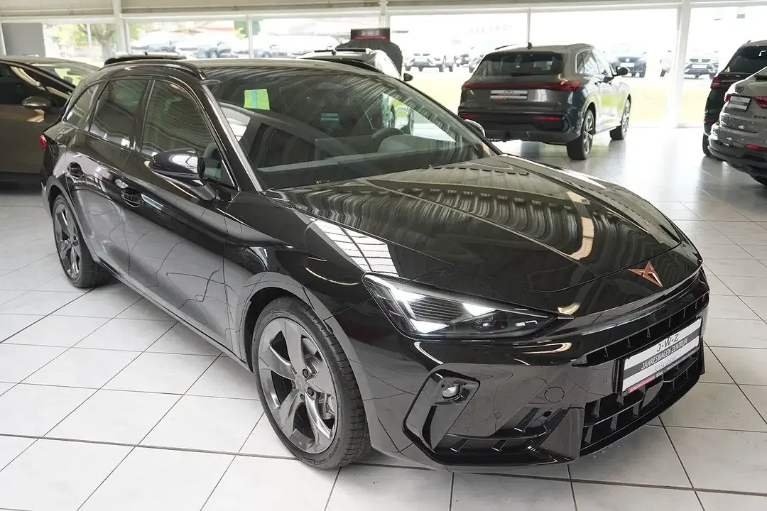 CUPRA Leon 2.0 TSI DSG 4Drive Sportstourer - Thumbnail 3