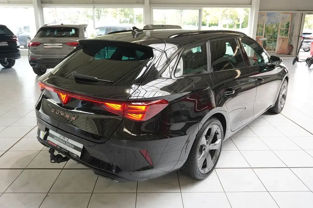 CUPRA Leon 2.0 TSI DSG 4Drive Sportstourer - Thumbnail 6