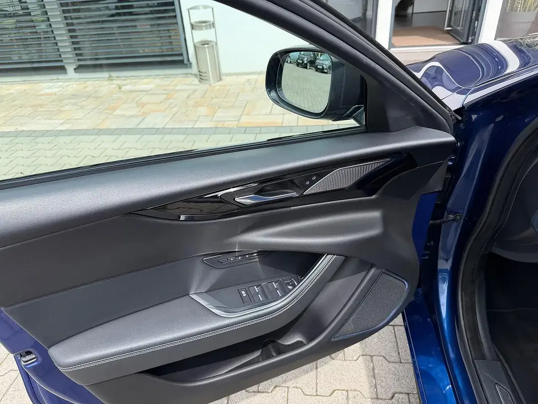 Jaguar XE D200 MHEV R-Dynamic Black S - Thumbnail 6