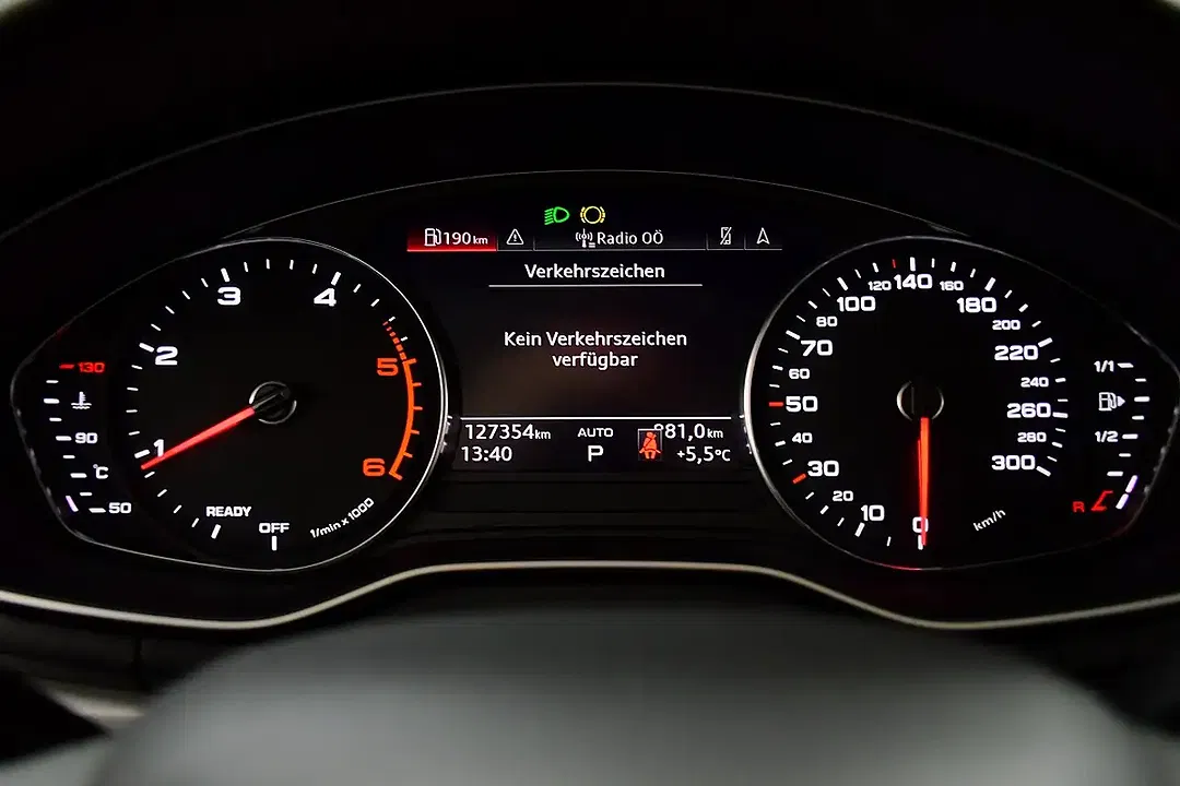 Audi A4 30 TDI S tronic Avant - Thumbnail 9