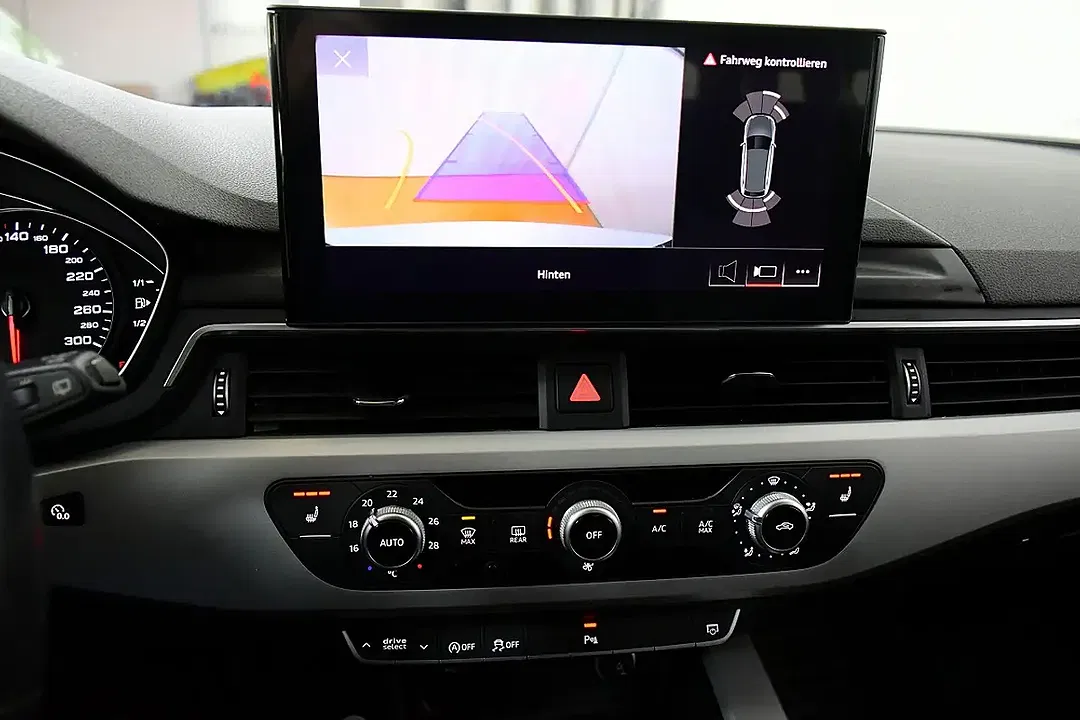 Audi A4 30 TDI S tronic Avant - Thumbnail 3