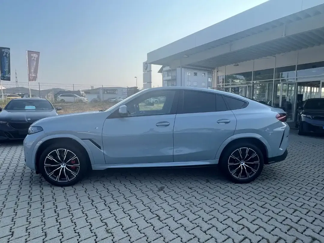 BMW X6 xDrive M Sport Pro - Thumbnail 4