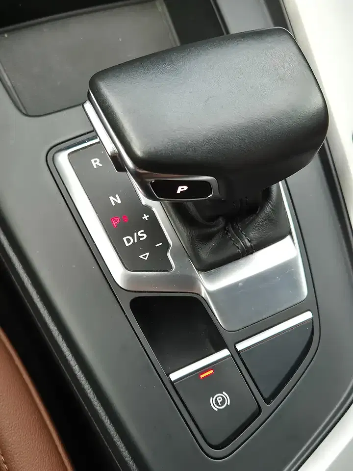 Audi A4 35 TDI S tronic Avant Edition advanced - Thumbnail 14